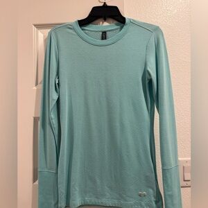 Under armour cold gear size small